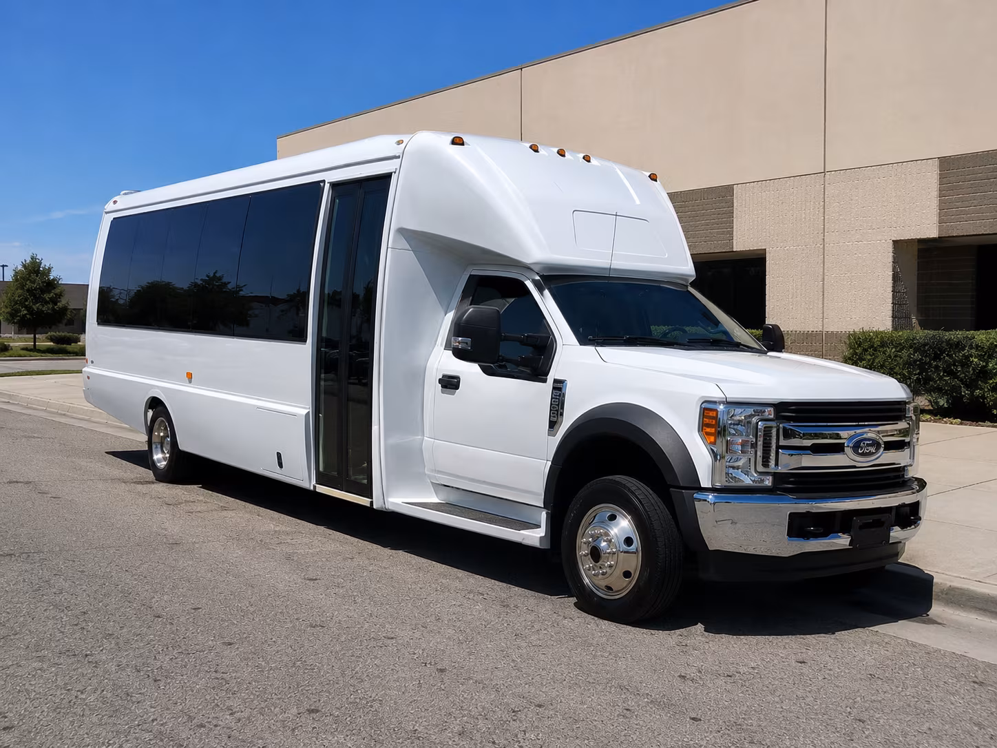 compton ride to the game in comfort with a compton charter bus