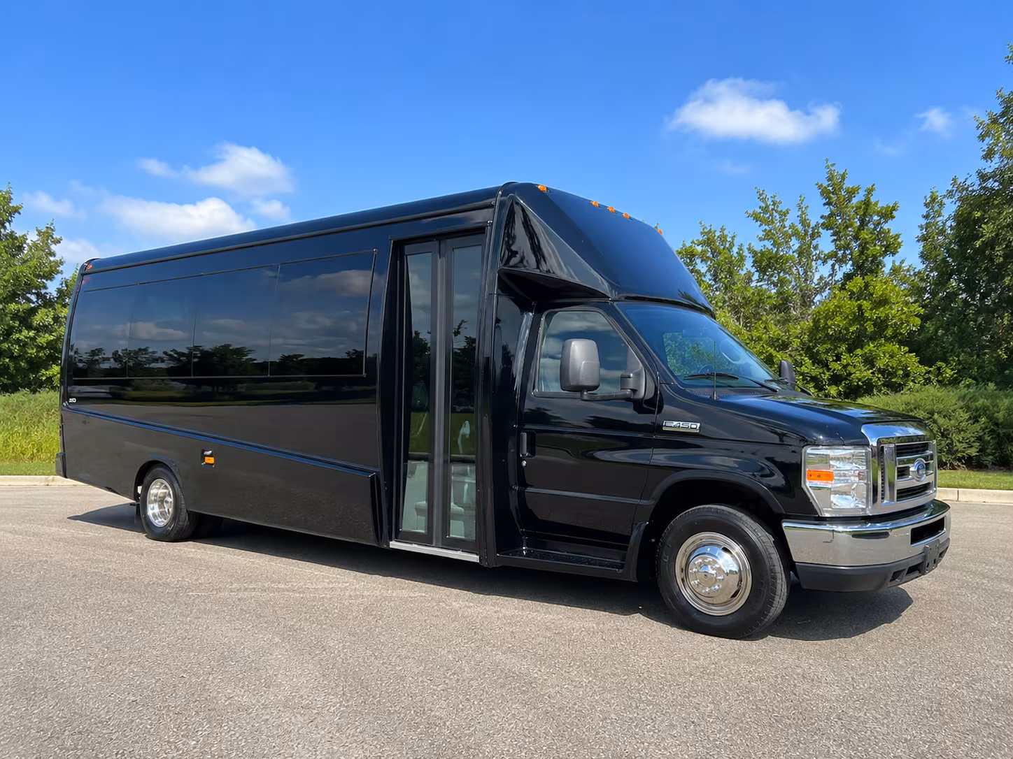 east los angeles book your east los angeles sporting event charter bus rental