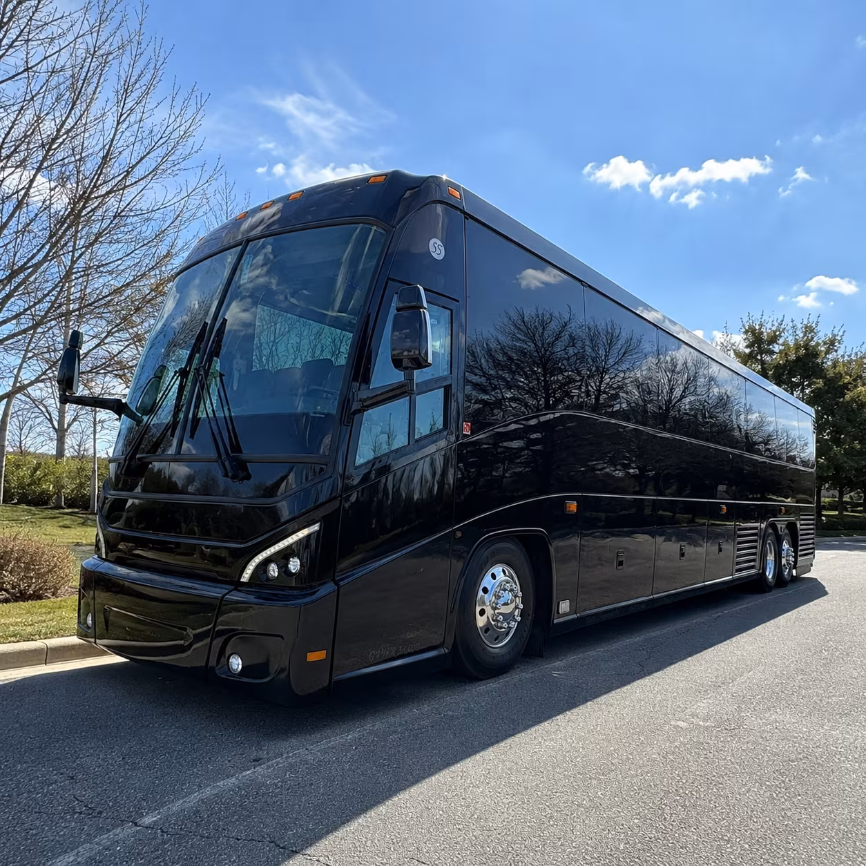 lynwood attend lynwood concerts with a charter bus rental