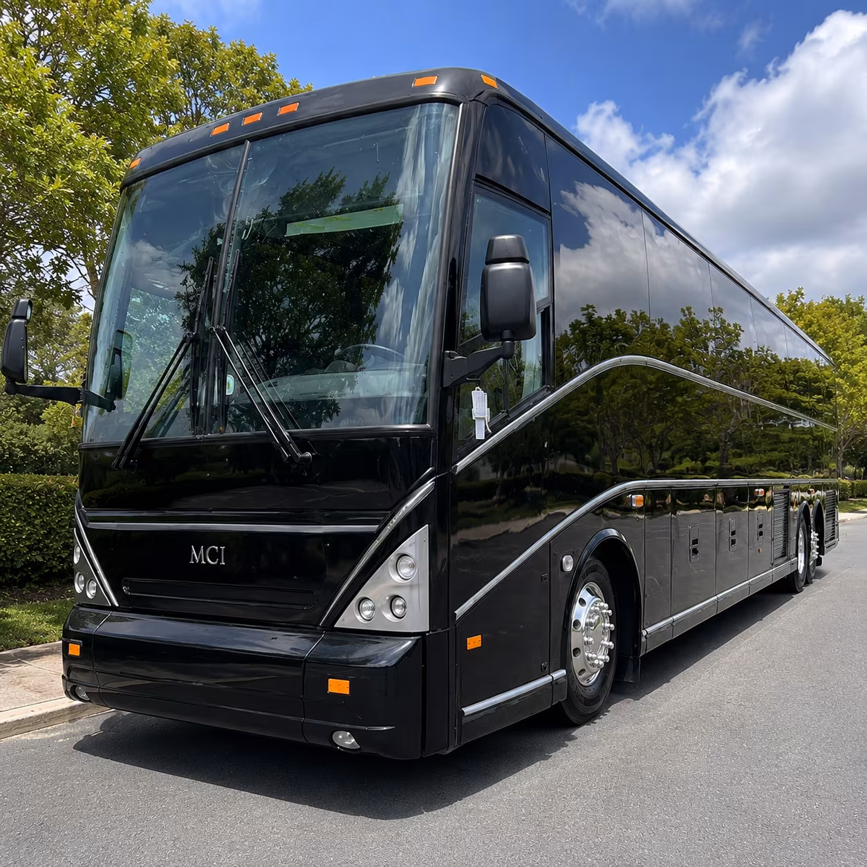 lynwood take your group further with a lynwood long distance charter bus rental