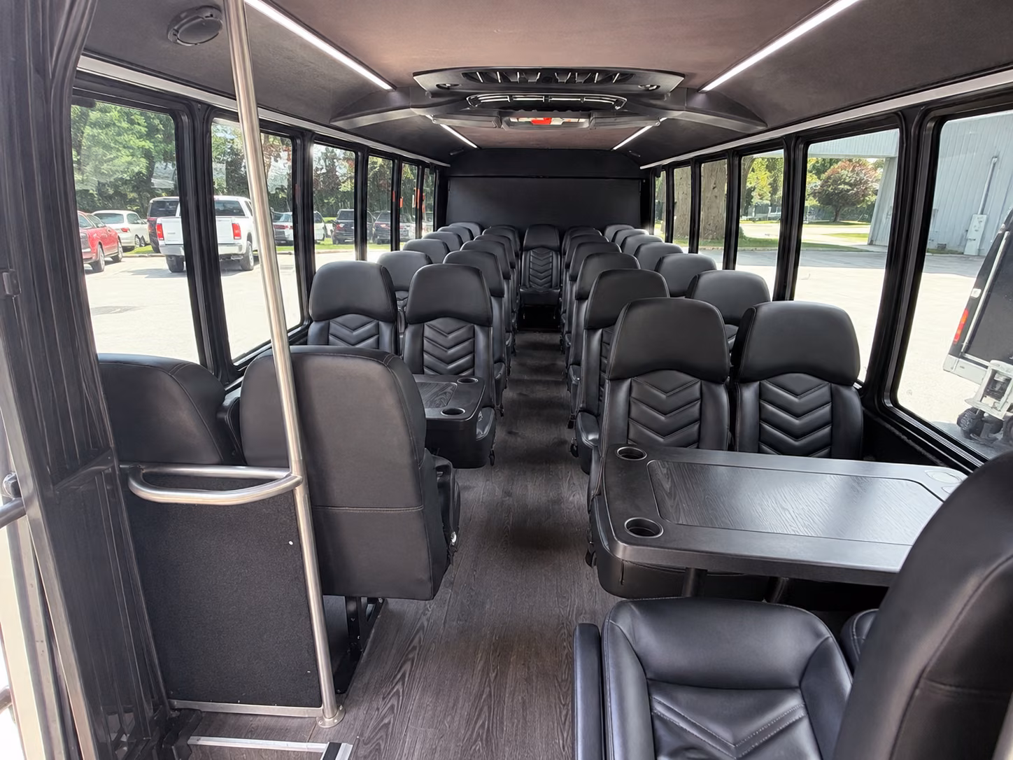 paramount easy airport shuttle bus rentals in paramount
