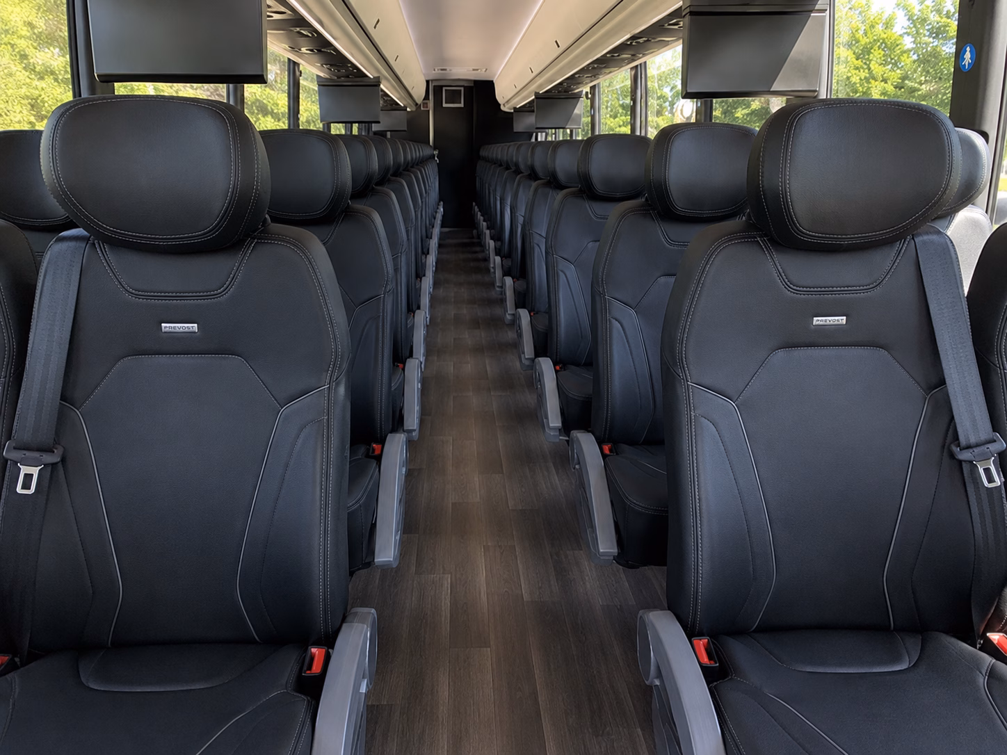 paramount transportation for paramount wedding parties and guests