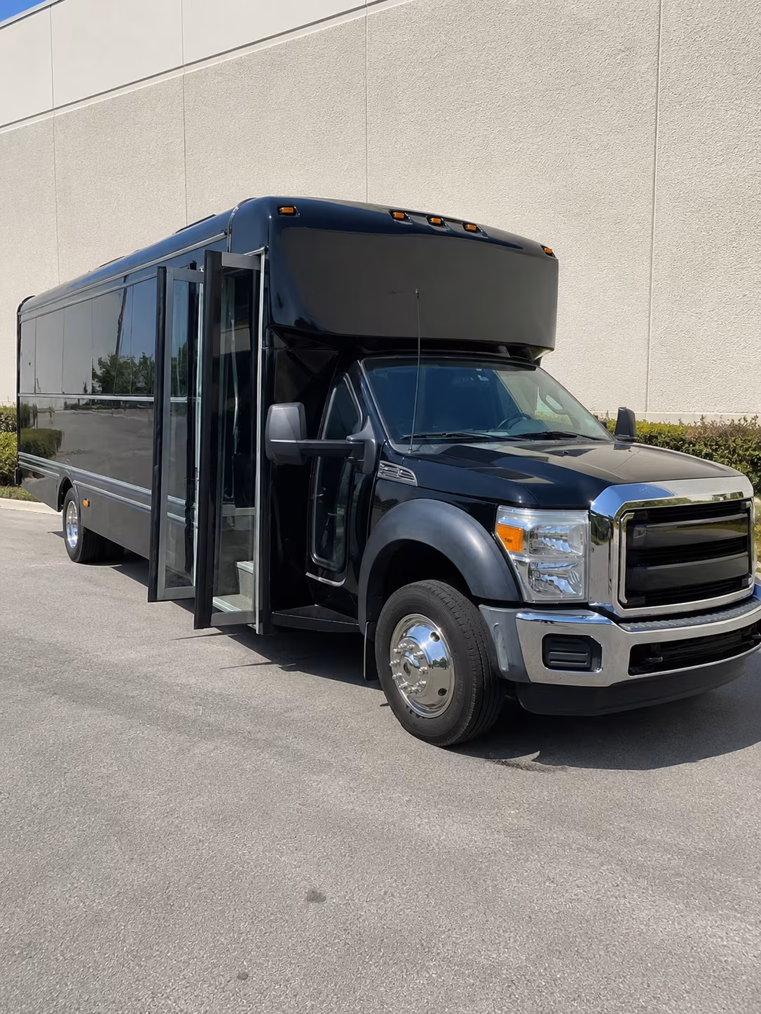 south gate holiday party bus rental